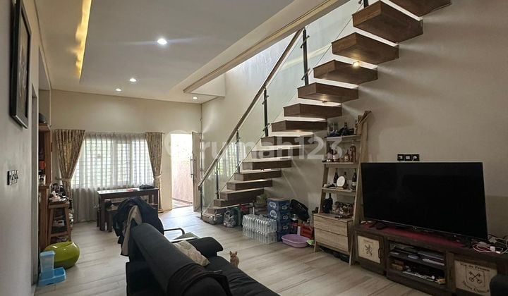 Dijual Rumah 2 Lantai di Buah Batu Regency Bandung Hunian Nyaman dan Aman Lokasi Strategis