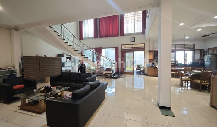 Dijual Rumah 2 Lantai Nyaman Siap Huni di Mekar Wangi Bandung Hunian Asri dan Terawat Lokasi Strategis