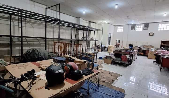 Disewakan Ruko 1 Lantai di Daerah Cibadak Bandung Lokasi Ramai Strategis dan Akses Mudah