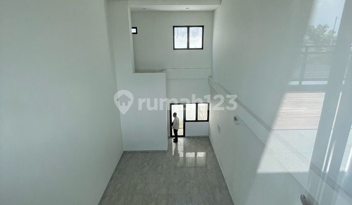 DIJUAL RUKO 2 LANTAI MODERN PODOMORO PARK BANDUNG STRATEGIS DI KAWASAN PRESTISIUS, STRATEGIS DAN AKSES MUDAH