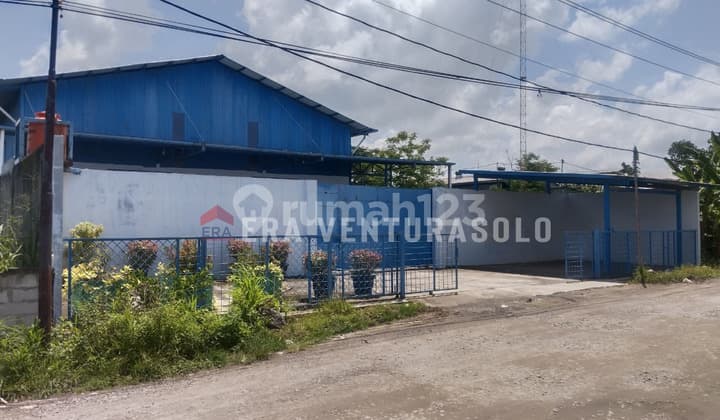 Gudang Strategis Kawasan Industri Parangjoro