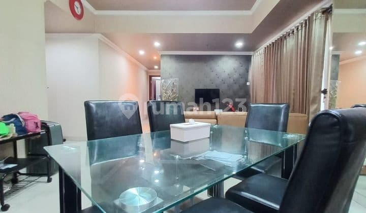 Dijual apartemen di tengah2 Jakarta Barat , Royal Mediterania Garden
