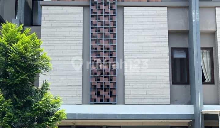 4.5m.rumah.regentown Bsd