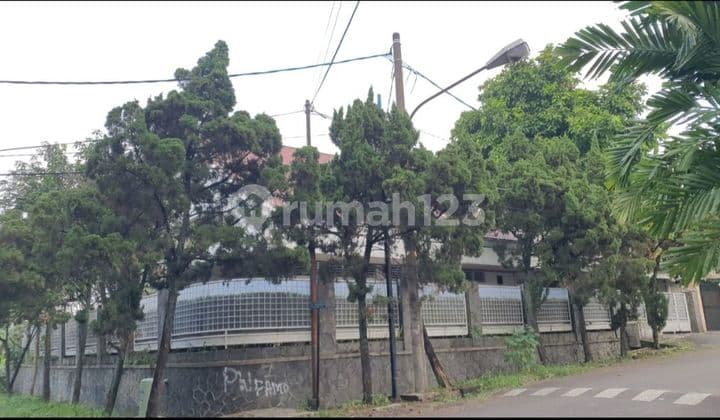 Dijual Rumah Hoek Asri Cinere Estate Depok