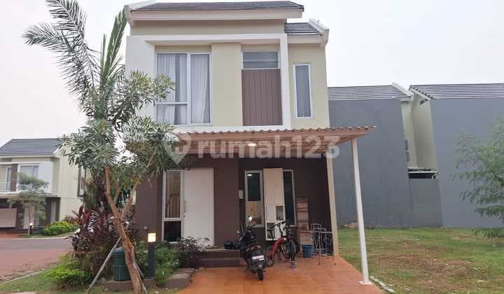 1.39 M House Malibu Village Gading Serpong