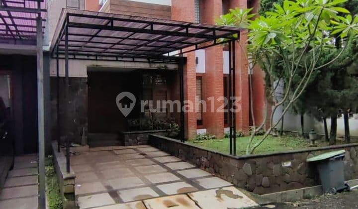 Di Jual Rumah area Dago Bandung