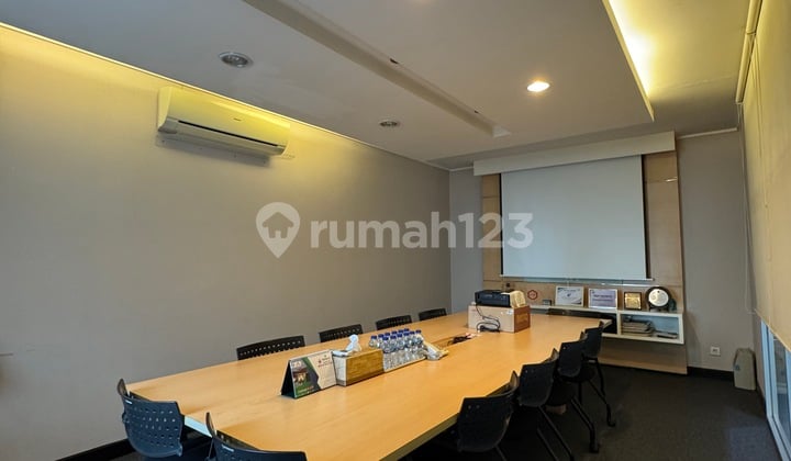 Ruko Gandeng Boulevard Kelapa Gading Dijual Strategis