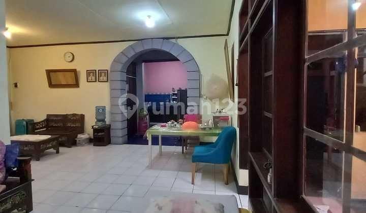 FOR SALE HOUSE IN TAMAN KOPO INDAH I, BANDUNG REGENCY; WITH FISH POND^ FULLY FURNISHED FOR SALE HOUSE IN TAMAN KOPO INDAH I, BANDUNG REGENCY; WITH FISH POND^ FULLY FURNISHED