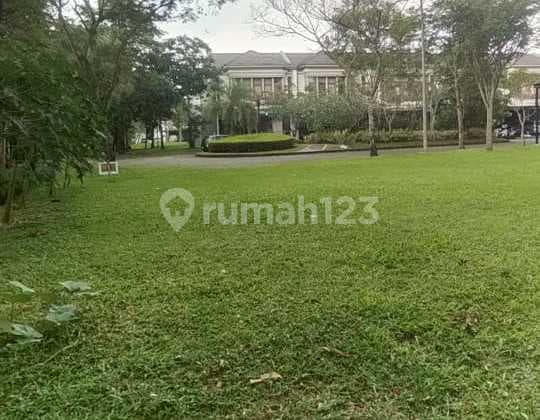 16jt Greenwich Kavling Hoek Taman Utara-timur-selatan 295m²