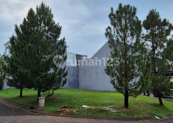 10.5jt/m Delatinos Kavling Hoek 300m2 Utara-timur