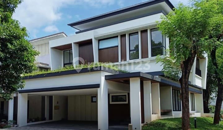 7.4M Foresta Rumah Brand New Hoek Utara-Barat