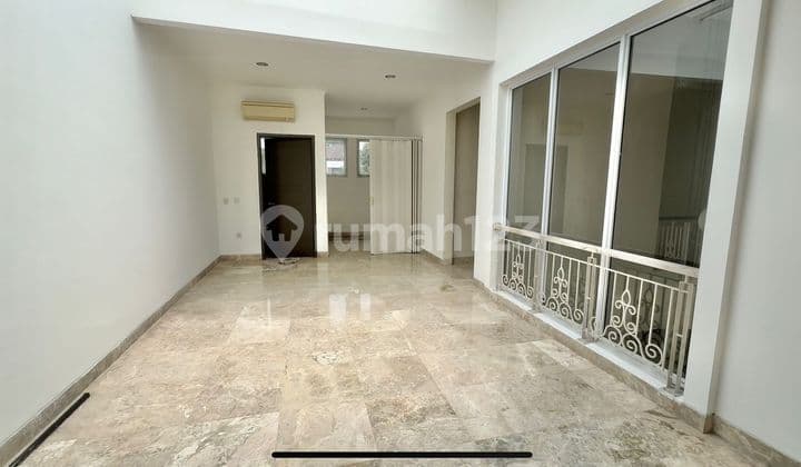 6M Best Price De Park South Facing House Width 12