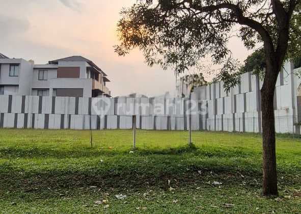 400jt Komersial Kavling Hoek Boulevard Timur-utara 675m²