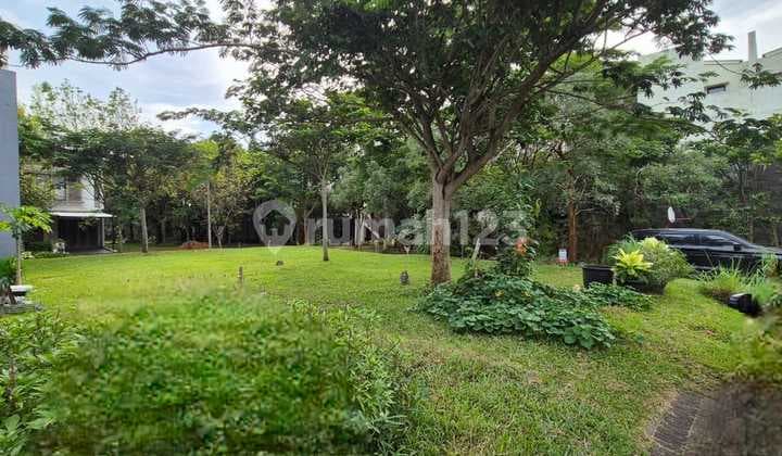 16jt Greenwich Kavling Hoek Taman Utara-barat 210m²