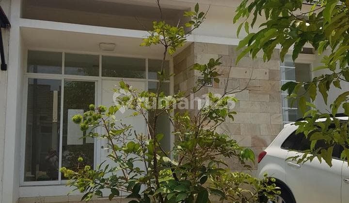 Rumah Baru di cluster one gate system di Natura serpong dengan lingkunga yg nyaman