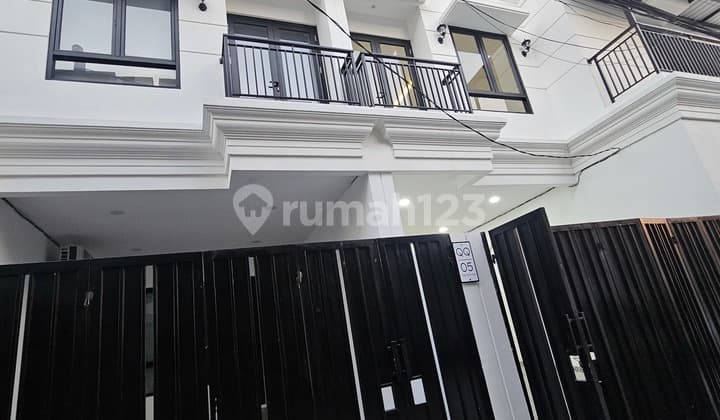 Rumah Baru Minimalis Bebas Banjir.dekat Akses Toll