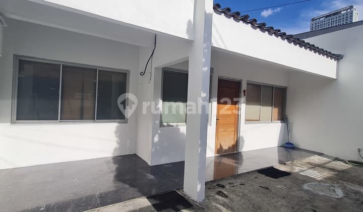 Rent a Nice House in Office Area, Only 5 Minutes to Central Park Mall