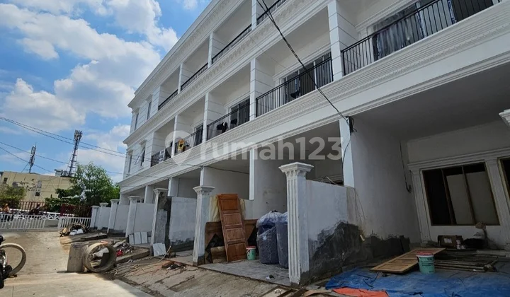 Rumah Modern Classic Dekat Mall Central Park, Cocok Buat Tinggal Dan Investasi