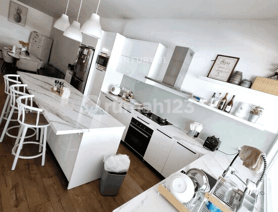 FOR SALE Rumah Cantik Siap Huni Di Cluster Eksklusif Asia Tropis