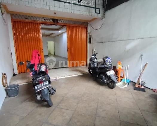 Bangunan Komersil Ruko Strategis 3 Lantai Jelambar Utama Jakbar