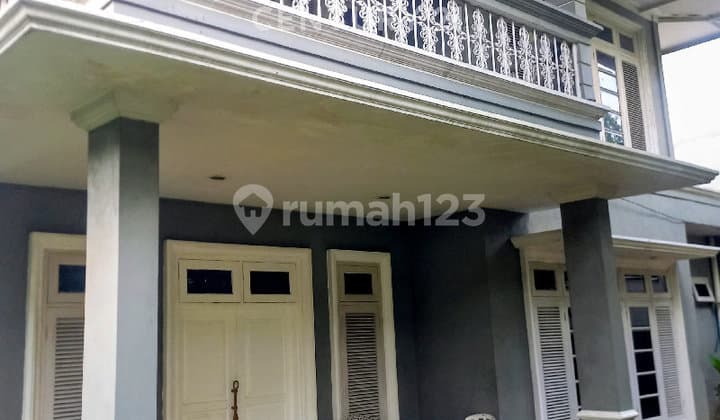 Rumah Hook Semi Furnished Pulomas Jakarta Timur S9644