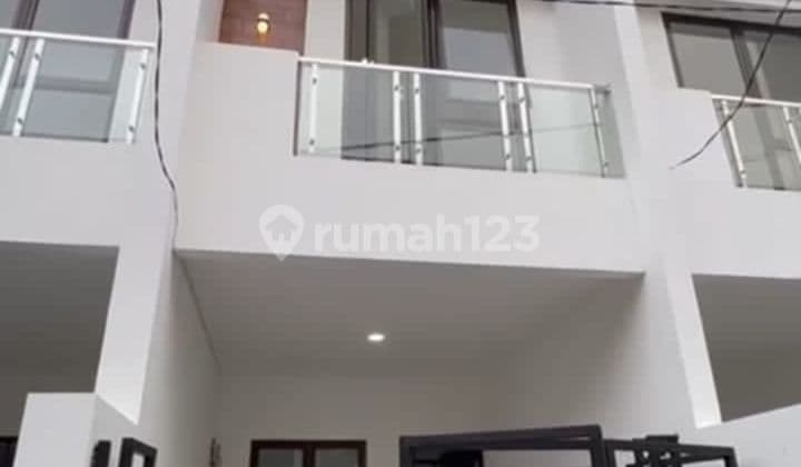 Siap Huni Semi Furnished Bebas Banjir Aman