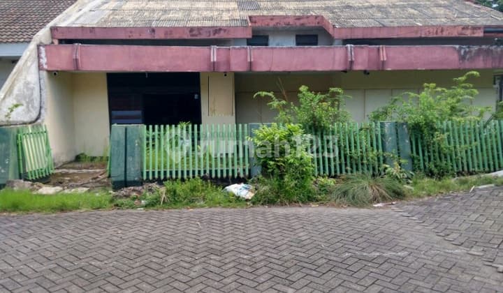 Dijual Rumah Hook Hitung Tanah Butuh Uang Di Kendangsari (ron.a2114)