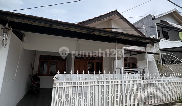 Disewakan Rumah Greenville Jakarta Barat
