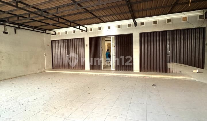 For Rent 3 Adjacent Shophouses Tomang