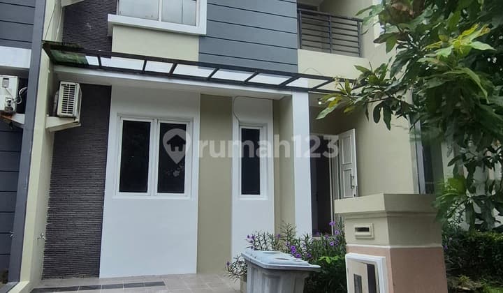 House in Gading Serpong, 2-Story Building, Nice Location