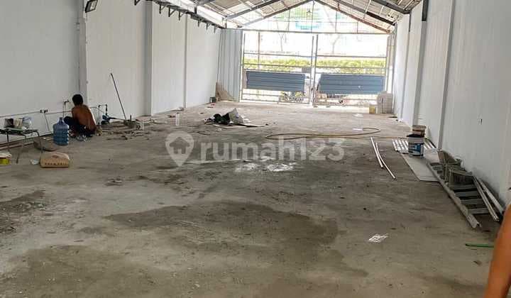 Spacious Warehouse in Dibsd City, Office on 2nd Floor Ready for Use.