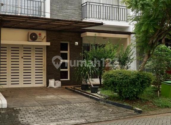 Rumah Cakep Cocok untuk Keluarga Baru Semi Furnish Siap Huni