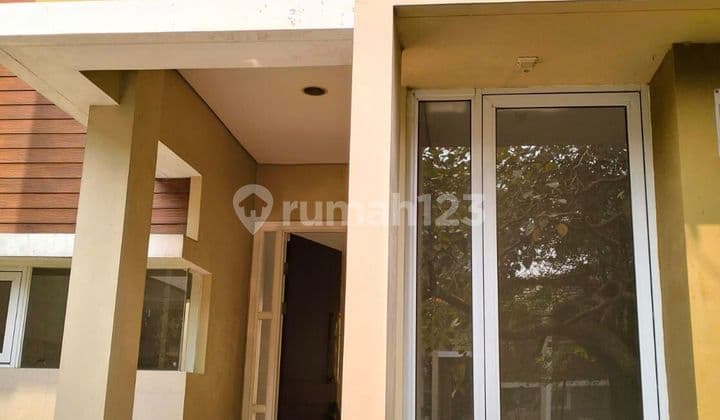 Rumah Di Bsd Eminent 2 Lantai Lokasi Bagus Siap Huni
