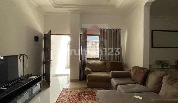 Rumah 2 Lantai Asri Bagus SHM Cipete Jakarta Selatan