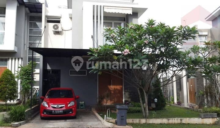 Rumah 2 Lantai Asri Bagus SHM Pondok Cabe Tangerang Selatan