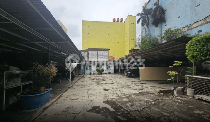 Gudang Ex Bengkel 2 Lantai di Senen, Jakarta Pusat