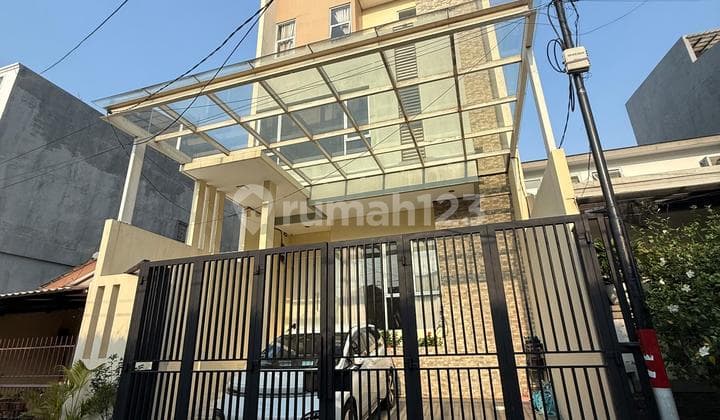 Sunter Danau,Dijual Rumah Bagus 3 Lantai