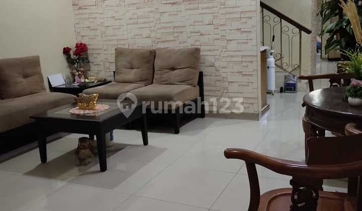 Dijual Rumah 2 Lantai Siap Huni Di Kemayoran