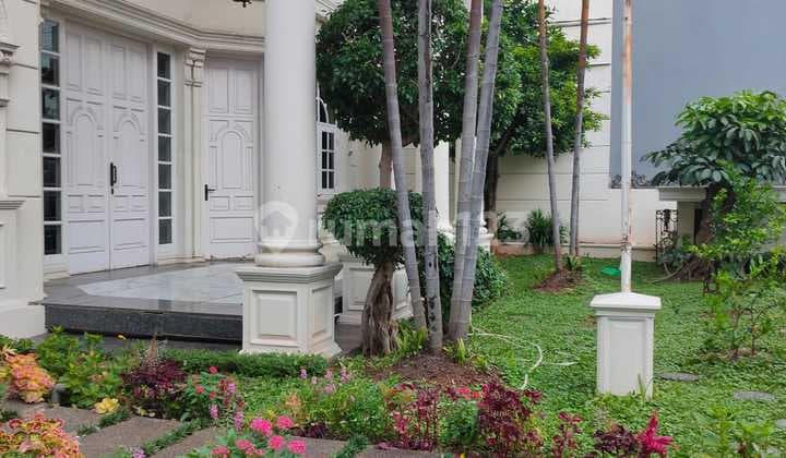 Jual Rumah Mewah 3 Lantai 20x34 Ada Pool Di Agung Permai