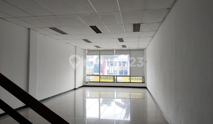 For Rent: 5X15 Shop House, 4.5 Floors Ready to Use
