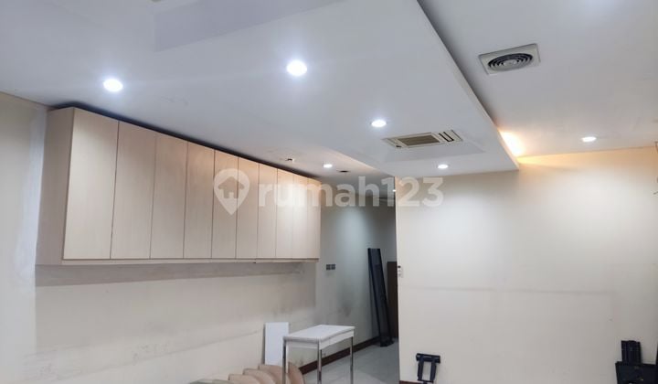 Dijual Ruko 3,5 Lantai Di Graha Oemuda Rawamangun Siap Pakai