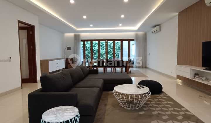 Rumah Mewah Di Menteng Full Furnish 500m