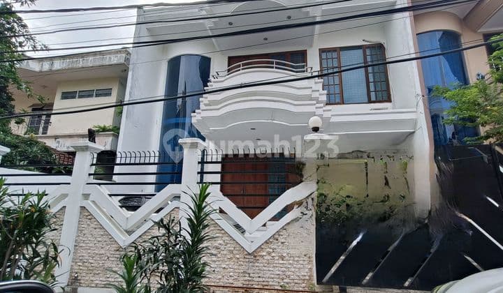 Rumah Bagus 2,5 Lantai Di Sunter