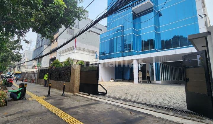 Dijual Gedung Baru,Di Jakarta Pusat 1067 M,4 Lantai