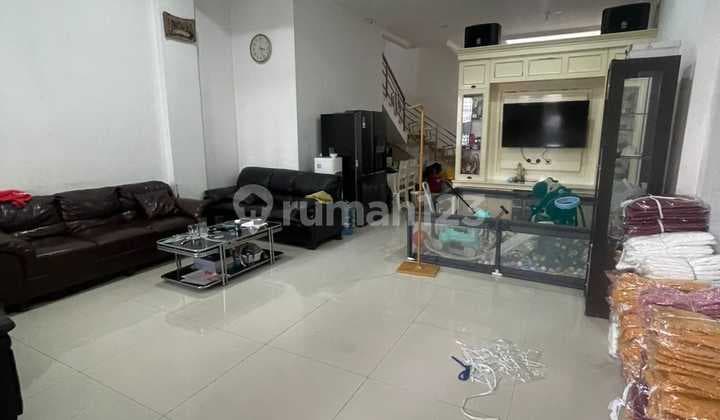 Sunter, Dijual Rumah 3 Lantai Bagus dan Siap Huni