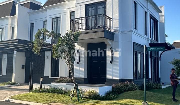 For Rent. New House Ready to Occupy at Summarecon Crown Gading, Bekasi.
