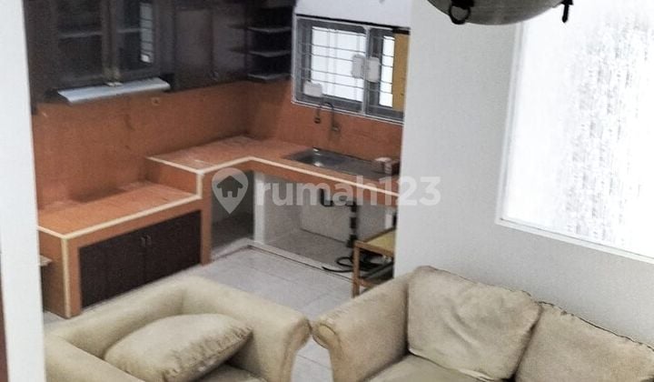 Rumah di Sunter Agung Barat 3 Lantai SHM Sudah Renovasi
