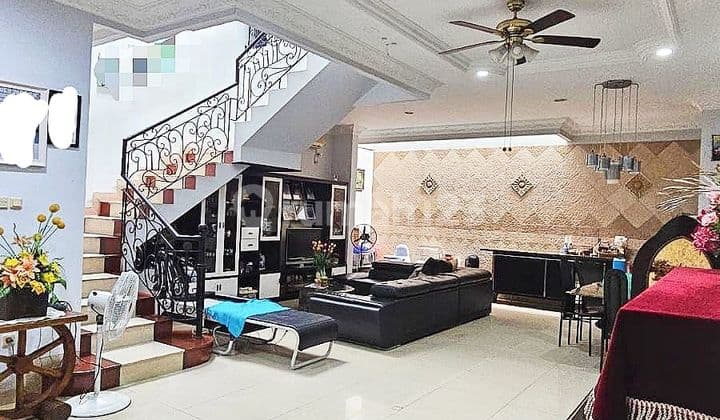 Rumah di Sunter paradise 2 Lantai SHM Sudah Renovasi