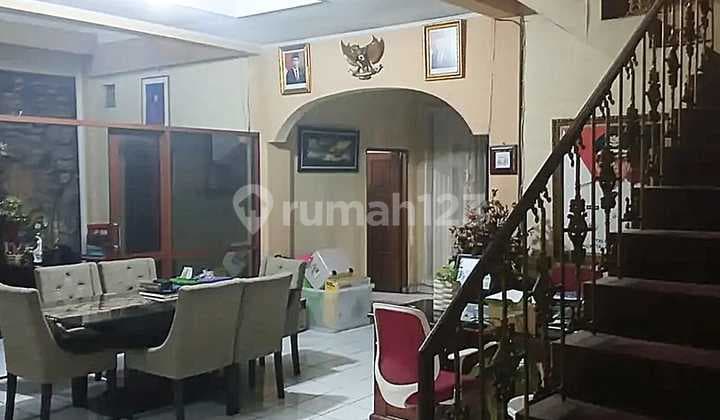 Rumah Dijual Di Duren Sawit Di Lokasi Strategis .row Jalan Raya Di Duren Sawit Shm