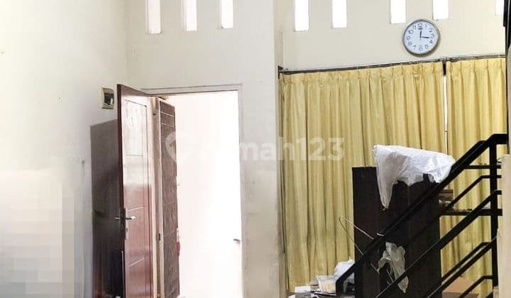 Rumah di Jalan pademangan 1 3 Lantai SHM